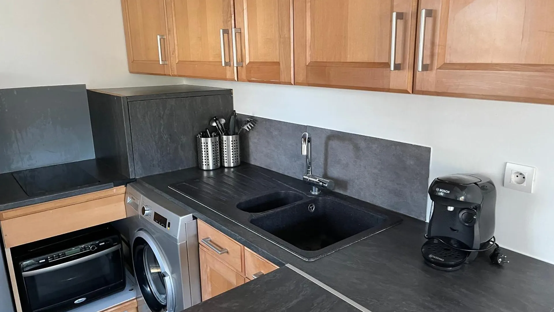 Cosy House: Olympic Village Stay Near Stade de France Le Thillay France