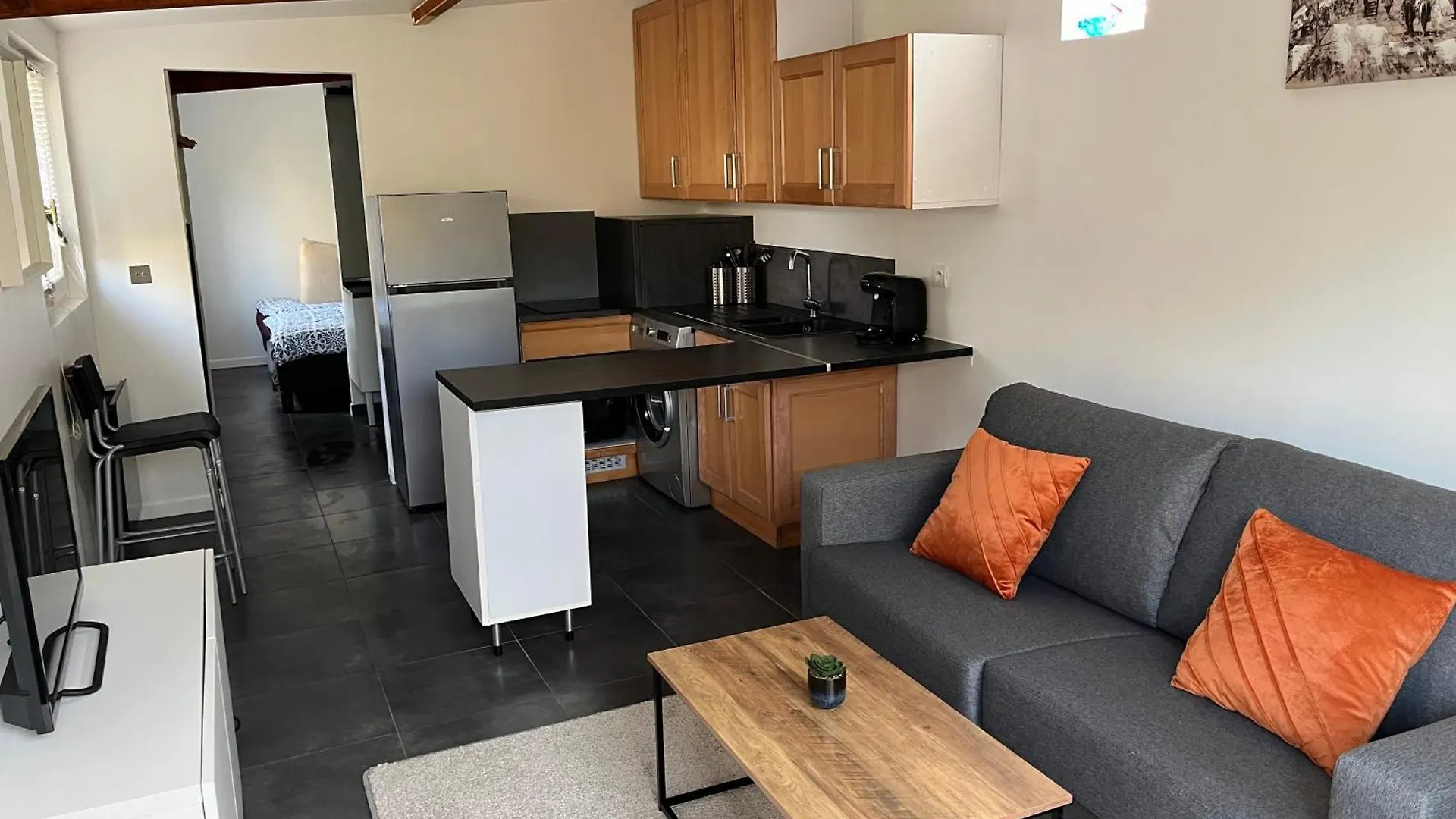 Cosy House: Olympic Village Stay Near Stade de France Le Thillay 0*,  France